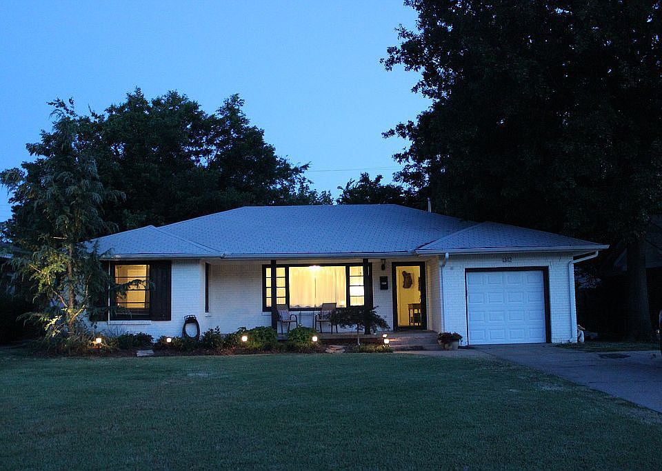 1st image of 1312 Carlisle Ct