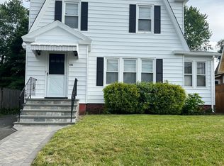 102 Woodin St, Hamden, CT 06514