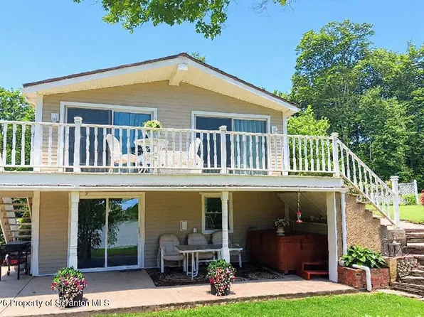583 Lakeview Dr, Springville, PA 18844