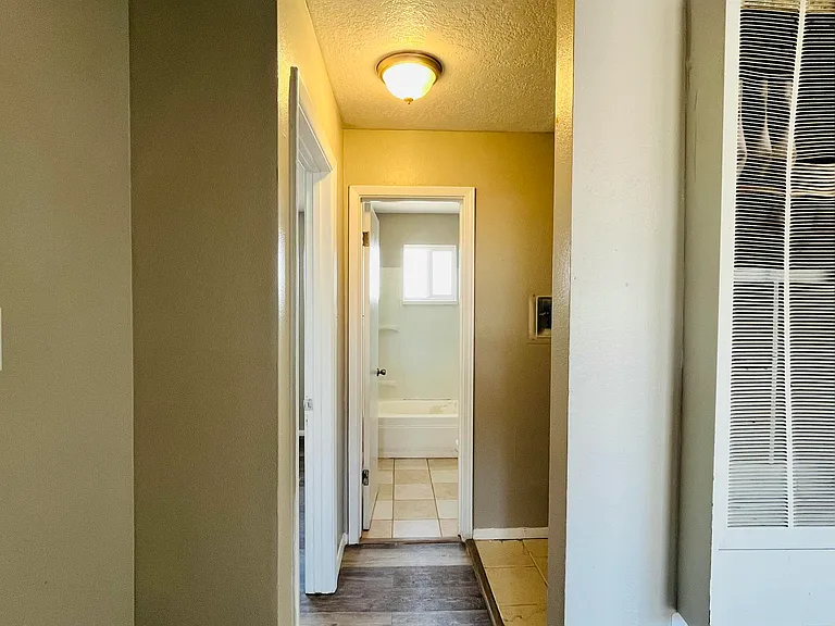 419 Dallas St SE #A — Photo 15
