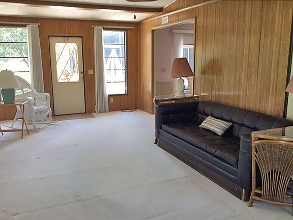2nd image of 3930 Santa Clara Ln