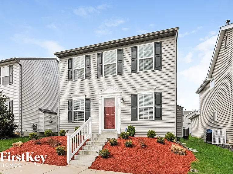 1007 Carpathian Dr — Photo 1