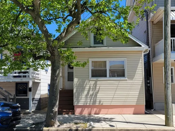 141 E Youngs Ave, Wildwood, NJ 08260
