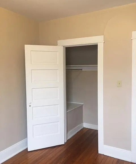 2458 N High St #8 — Photo 16