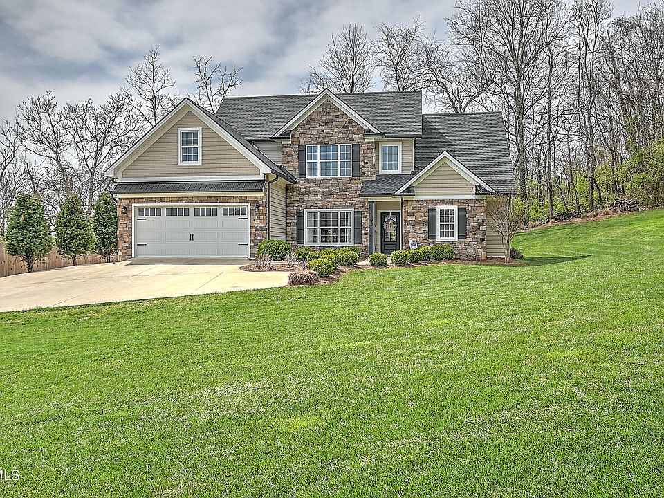 1st image of 1104 Broad Leaf Dr