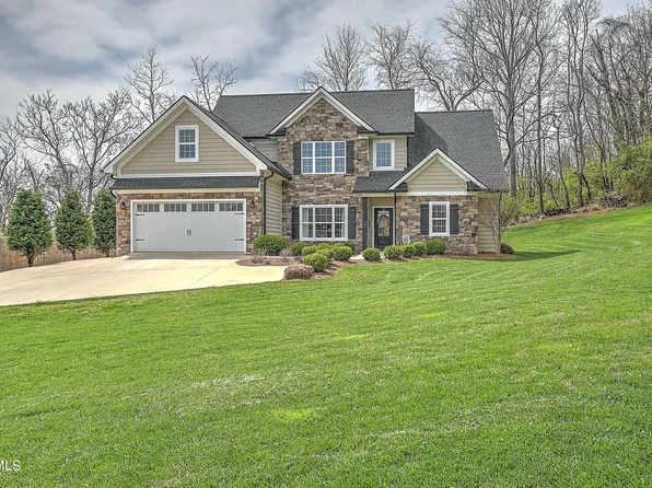 1104 Broad Leaf Dr, Johnson City, TN 37601