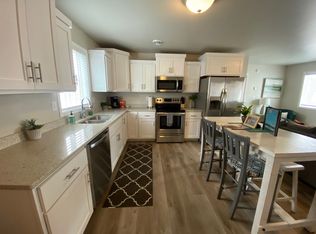711 10th Ave N UNIT 3, Fargo, ND 58102