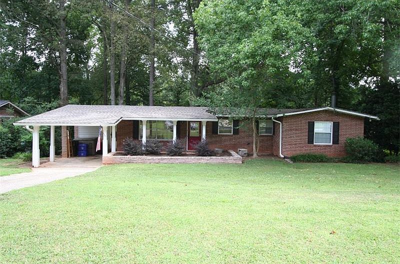 1st image of 3825 Greenhill Dr