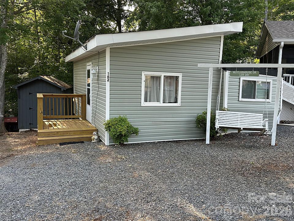 1st image of 162 Clubhouse Dr