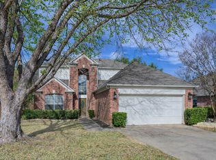 7913 Old Hickory Dr, North Richland Hills, TX 76182