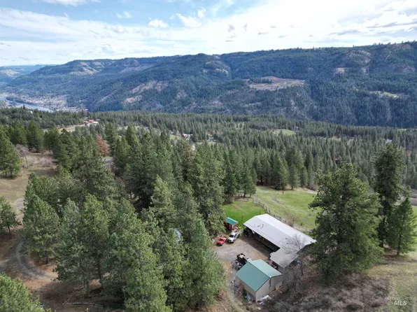 743 Morning Star Ln, Lenore, ID 83541