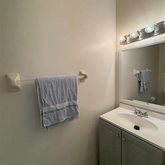 1005 SW 48th Ter #8 — Photo 15