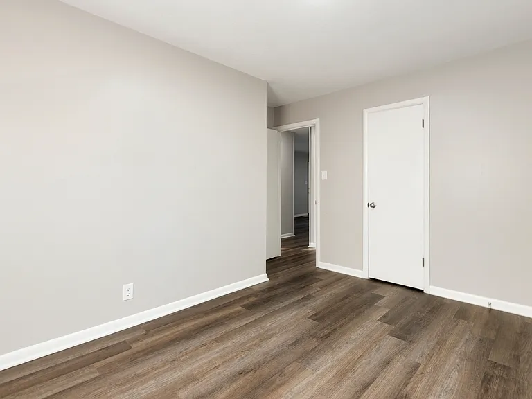 410 German Ave — Photo 15