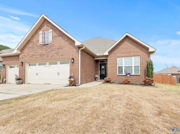 509 Foxridge Dr SW, Hartselle, AL 35640