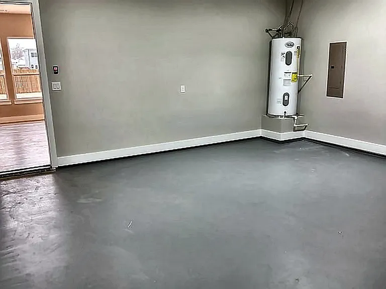 2408 Peabody Ave — Photo 35