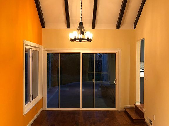 4th image of 110 Del Prado Dr