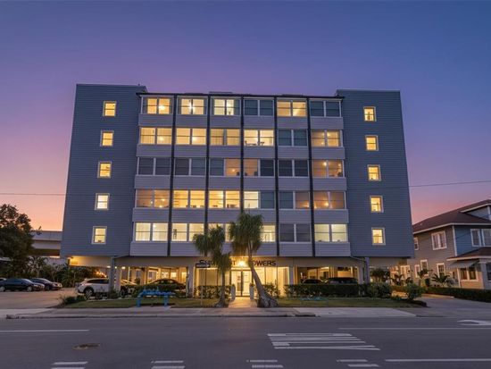 841 4th Ave N APT 65, Saint Petersburg, FL 33701