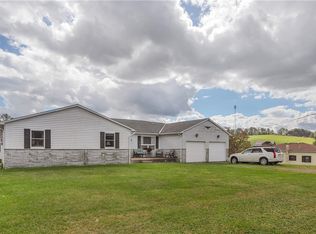 442 Frew Rd, Ellwood City, PA 16117