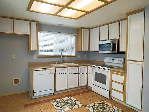 5th image of 5063 N Laguna Dr