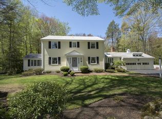 47 Hemlock Dr, Norwell, MA 02061