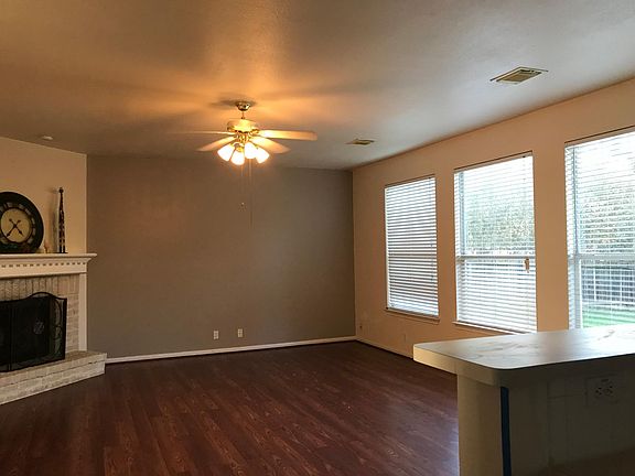 5th image of 25006 Woodmont