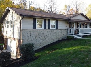 29217 Beechwood Dr, Wickliffe, OH 44092
