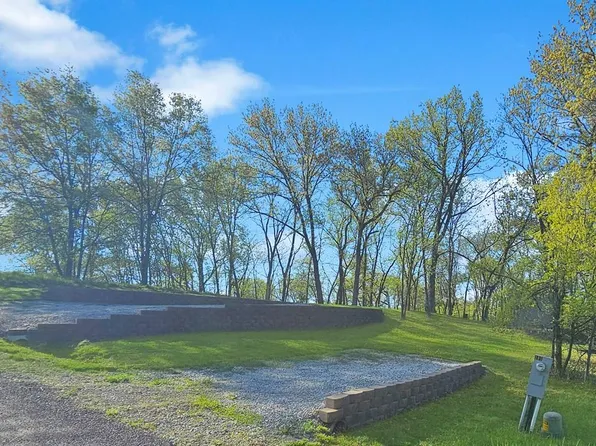 28005 Dogwood Dr, Unionville, MO 63565