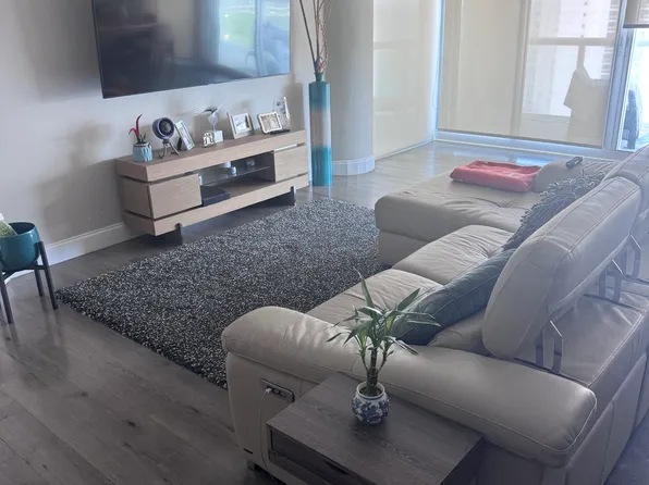 16400 Collins Ave, Sunny Isles Beach, FL