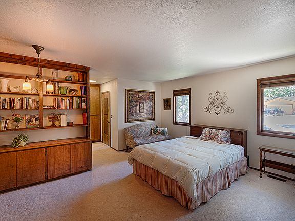 Master suite