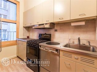 125 W 56th St APT 3B, New York, NY