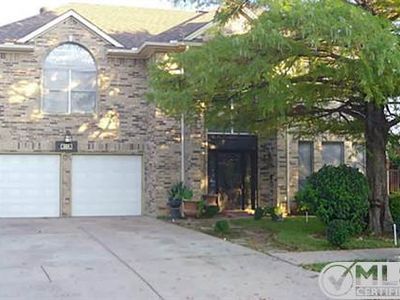 324 Parkview Dr, Hurst, TX, 76053