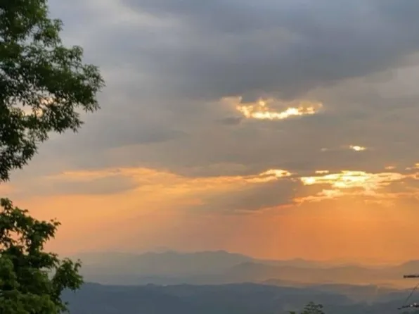 9203 Bent Mountain Rd, Bent Mountain, VA 24059