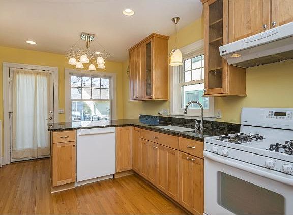 4th image of 4932 Washburn Ave S
