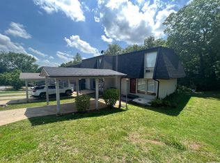 1 Annette Rd, Cherokee Village, AR 72529