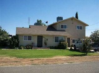 17865 Everett Ave, Laton, CA 93242