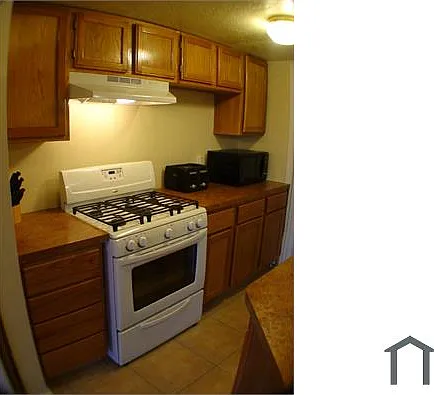 2 bed, 1010 sqft, $1,500 — Photo 3