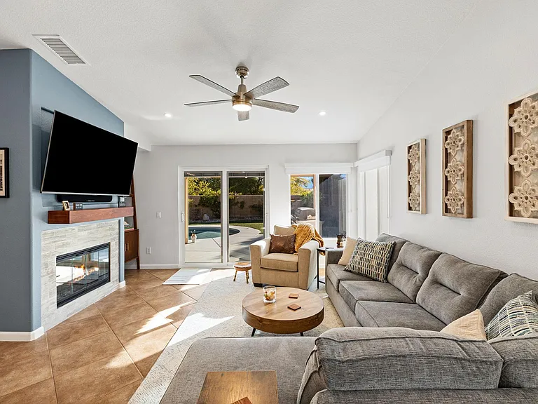 81107 Portola Cir — Photo 7