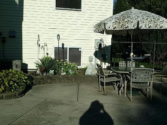 5th image of 8241 Autumn Mill Ln