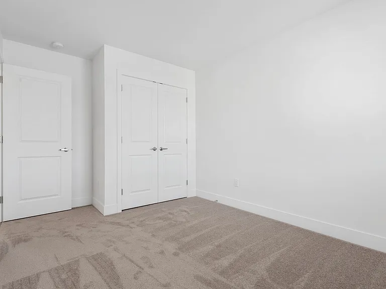 46211 Promontory Rd — Photo 29
