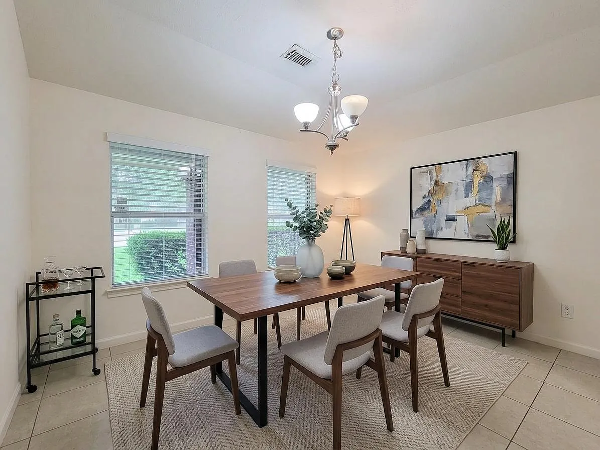 3 bed, 1557 sqft, $2,100 — Photo 4