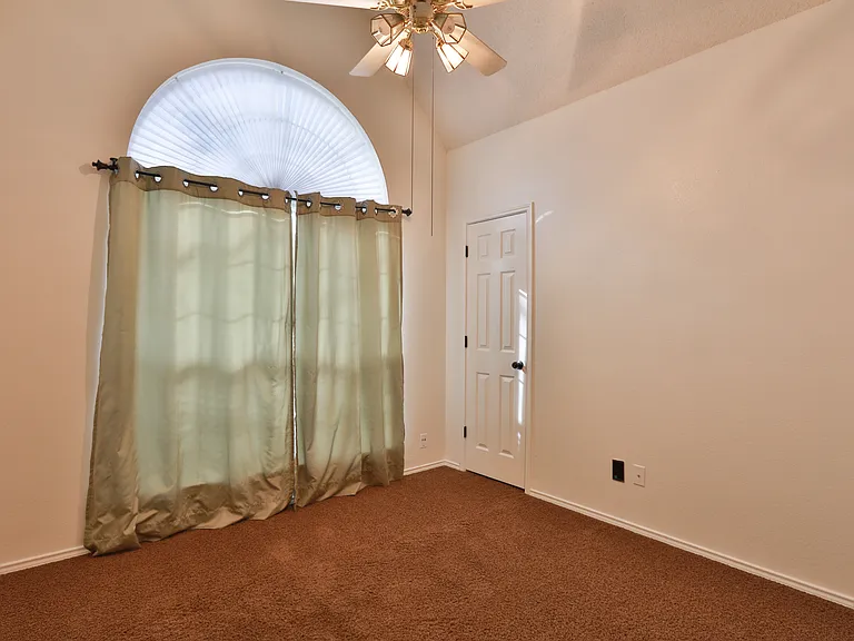 7836 Armor Ln — Photo 13