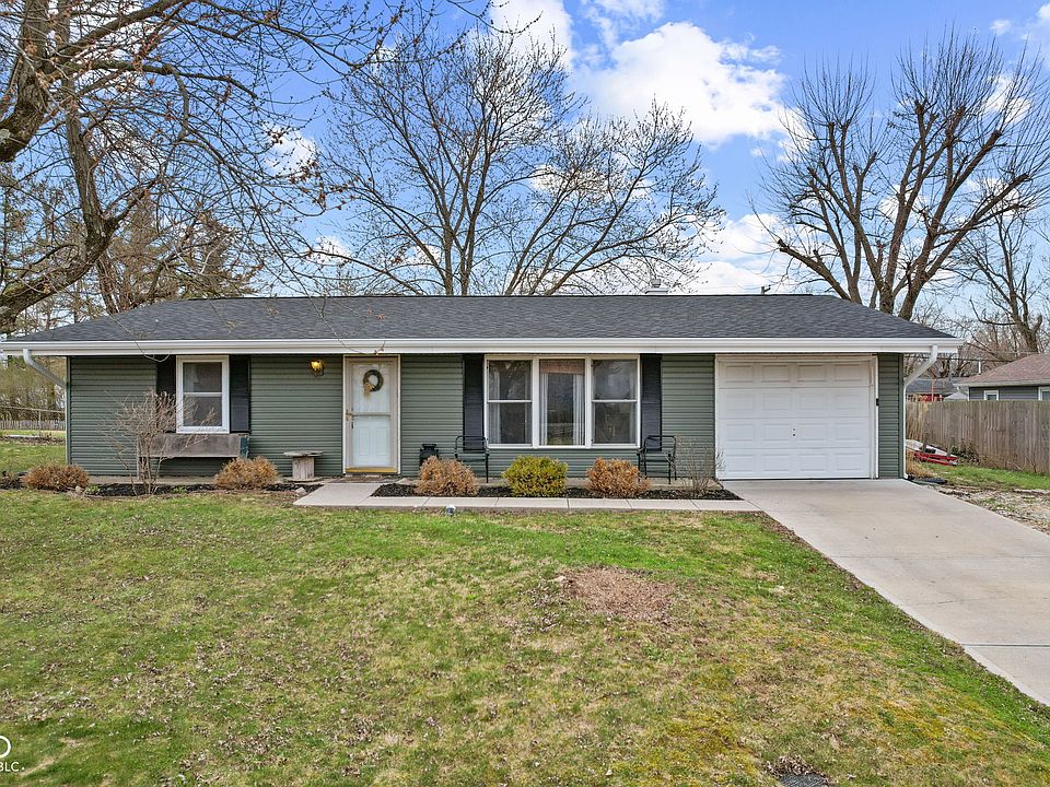 1st image of 2823 Shakespeare Dr