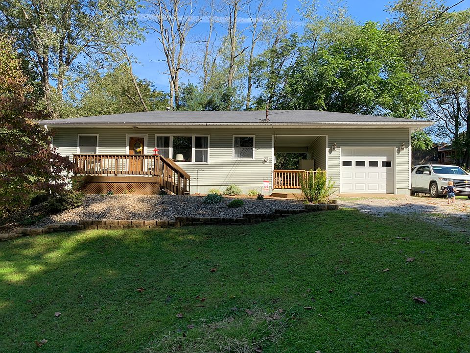 1st image of 17 Renoir Dr