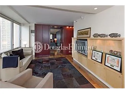 Rented by Douglas Elliman | media 33