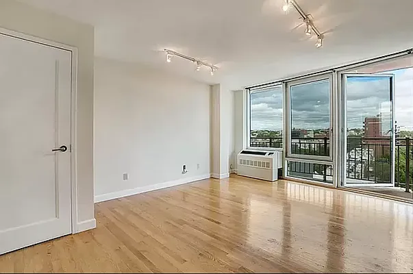 Rented by Compass | media 16