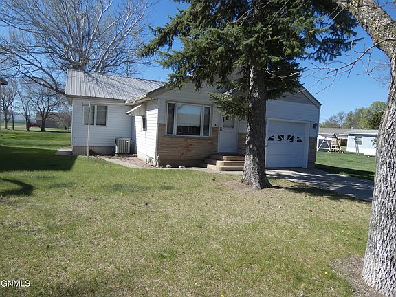 2nd image of 608 NE 2nd St