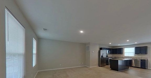 4th image of 203 Portchester Ln