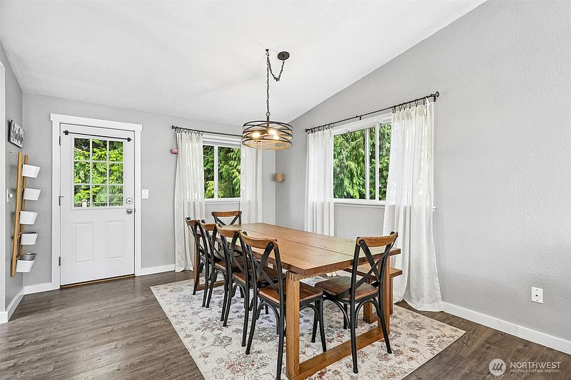 5th image of 3011 176th Street SE