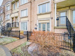 3115 Boxford Cres #10, Mississauga, ON L5M 0X1