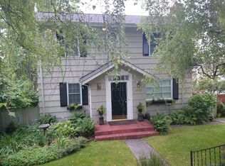 3407 31st Ave W, Seattle, WA 98199